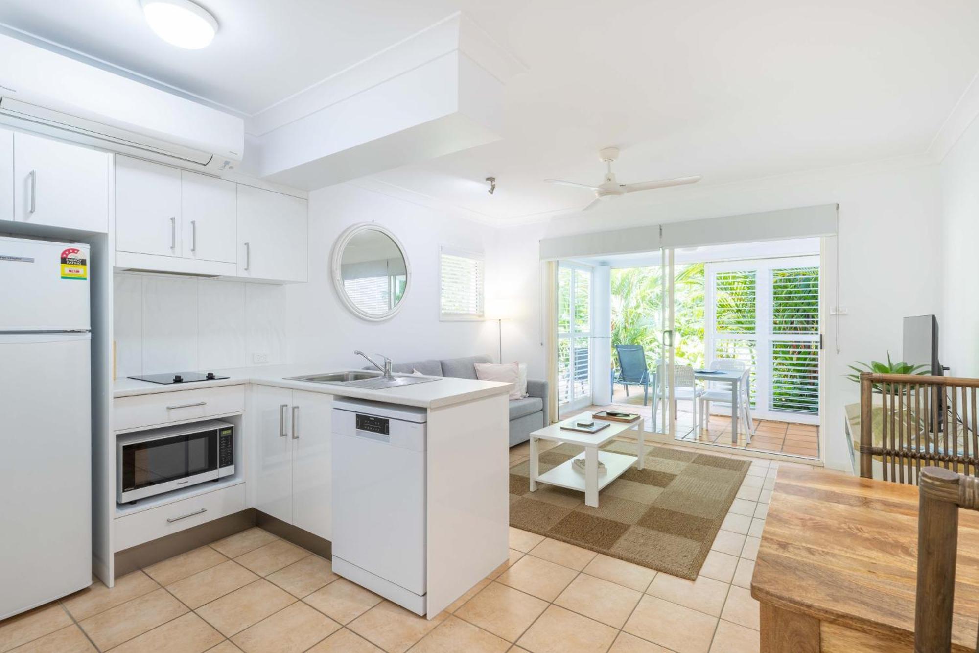 Port Douglas Apartments - Adults Only Oasis Exterior foto