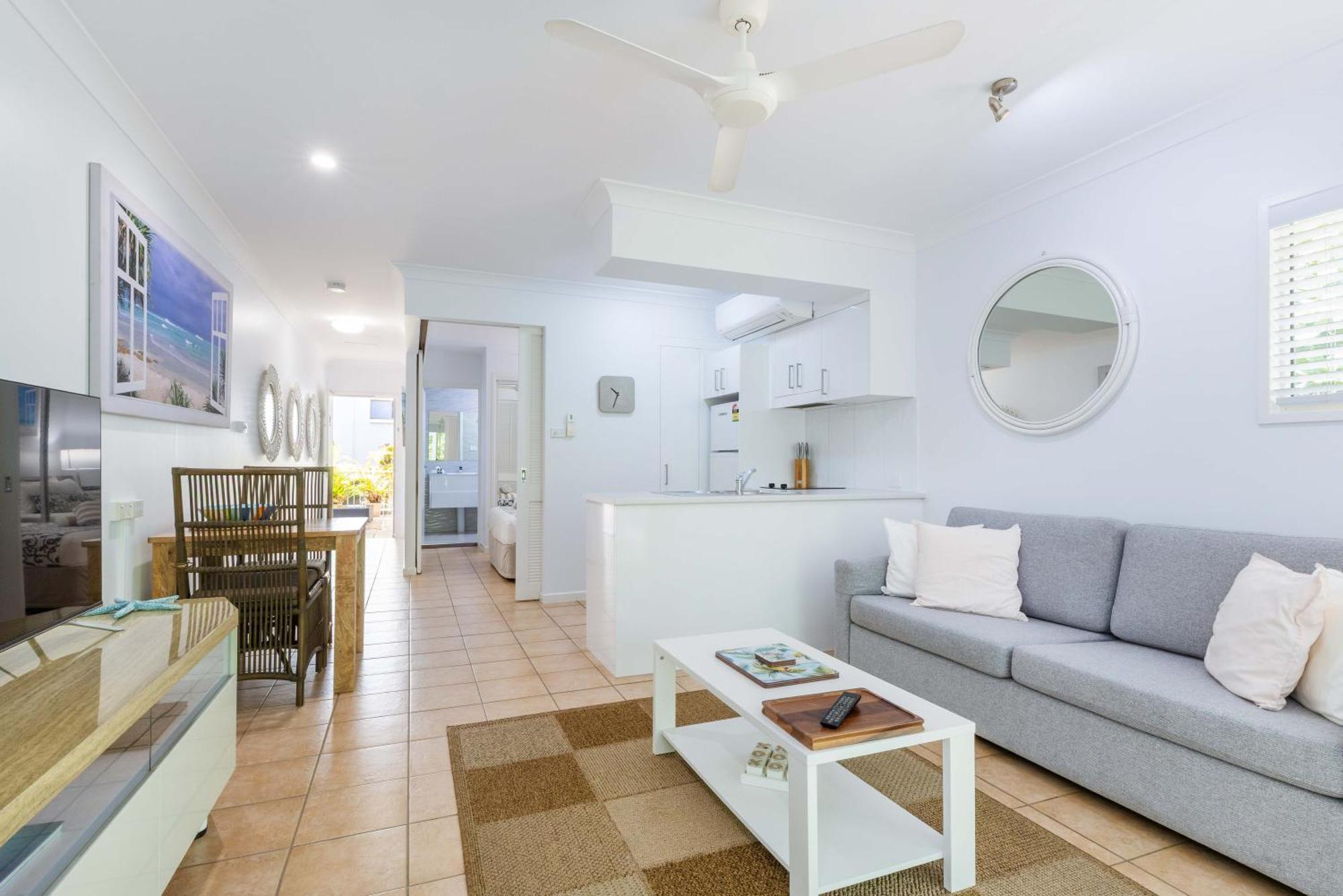 Port Douglas Apartments - Adults Only Oasis Exterior foto